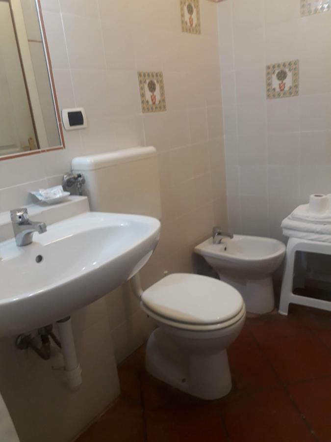 Agriturismo Terre Di Mare Bordighera Валекрозия Екстериор снимка