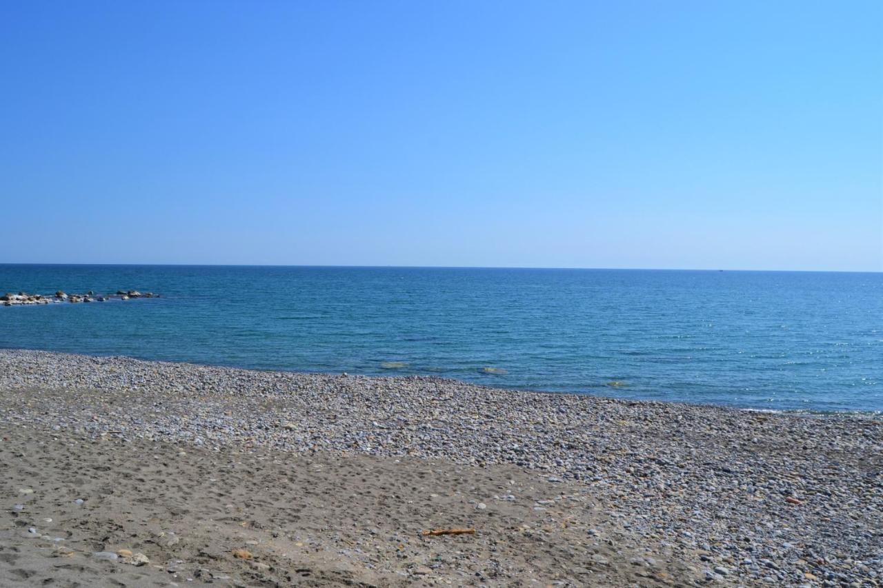 Agriturismo Terre Di Mare Bordighera Валекрозия Екстериор снимка